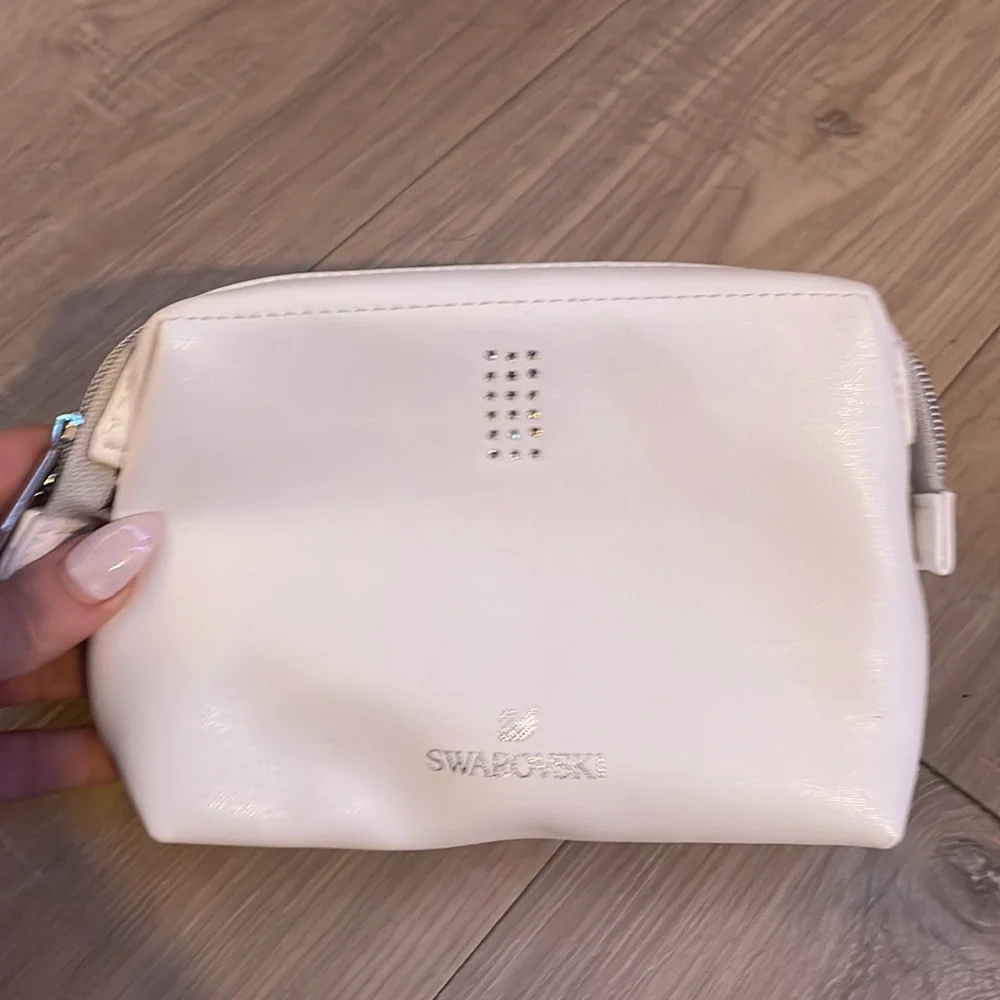 Swarovski white make up bag -LAST ONE - Picture 2 of 5